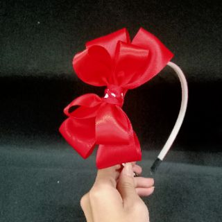 Cài tóc nơ đỏ