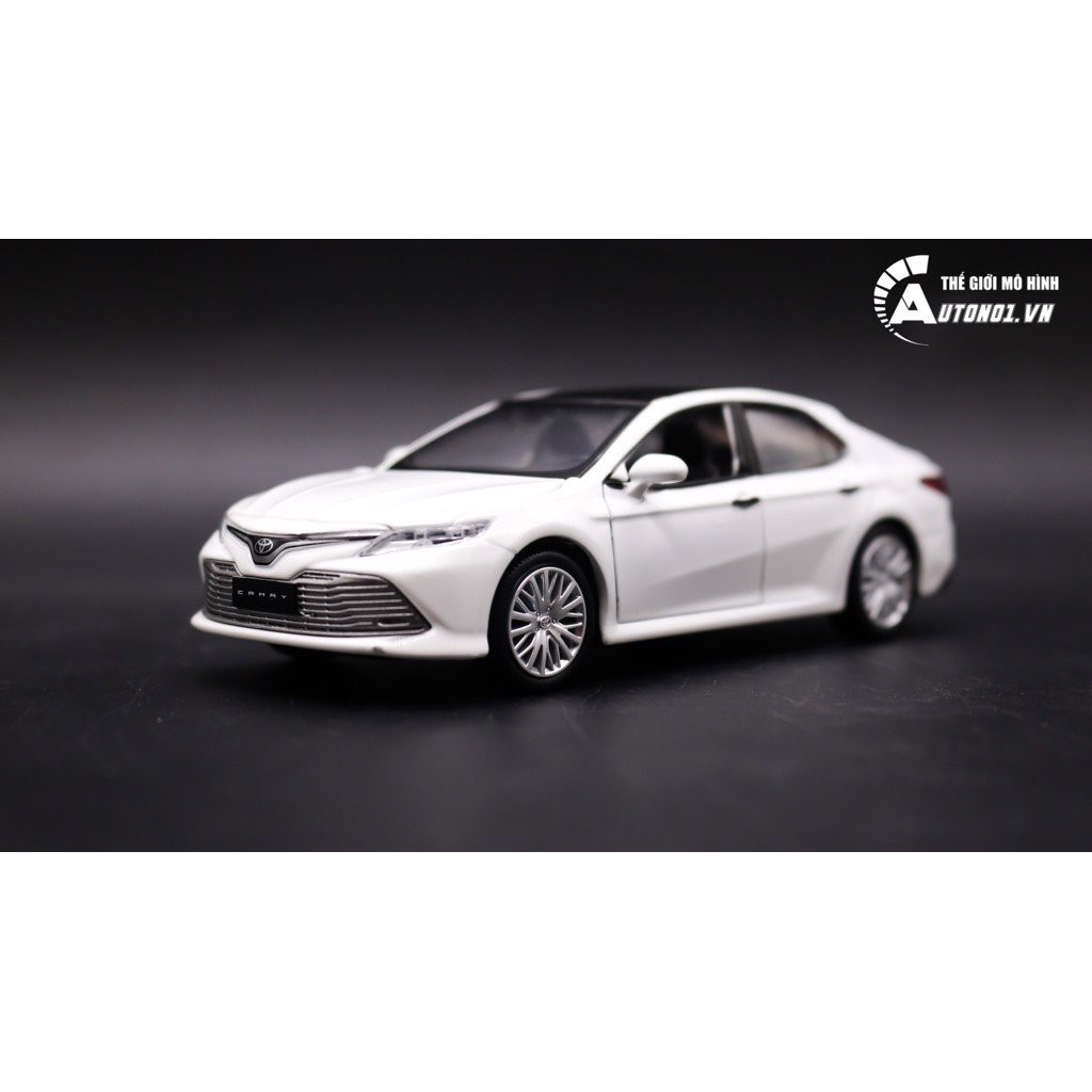 MÔ HÌNH XE SEDAN TOYOTA CAMRY 2019 WHITE 1:32 MSZ 4765