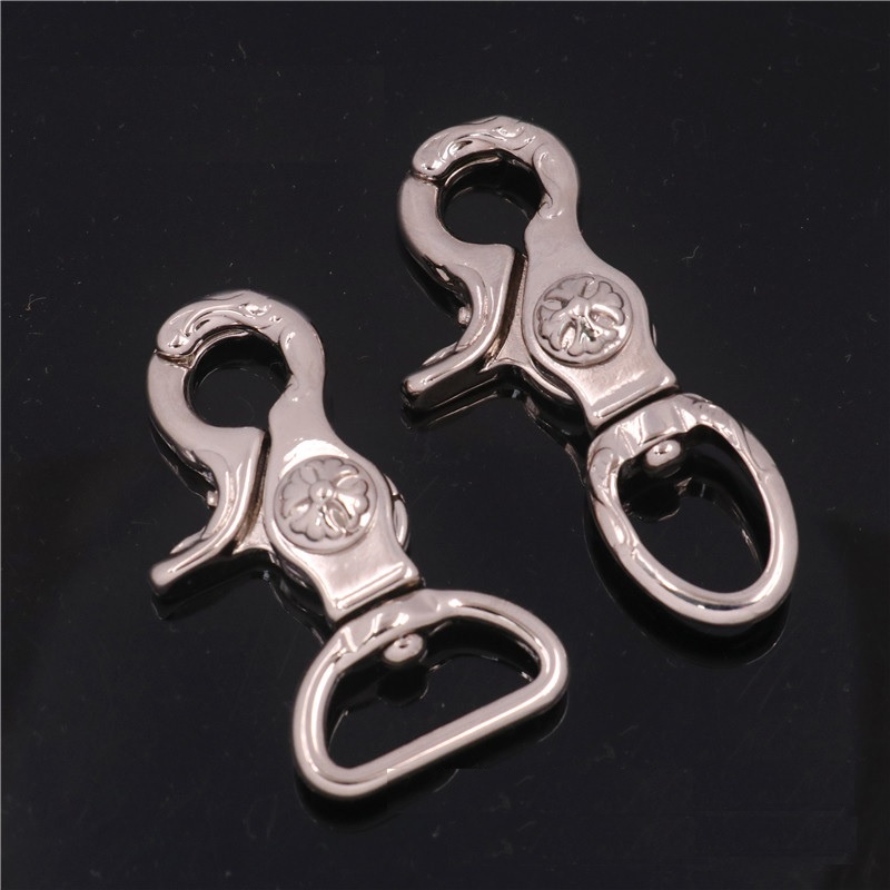 Móc chó đồng trục dài