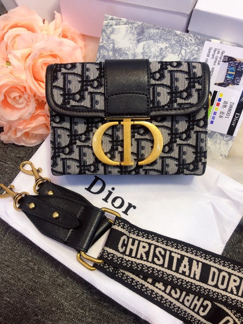 Túi đeo chéo nữ đẹp dáng hộp kèm quai chữ bản to - Túi hộp khoá CD vải thêu fullbox