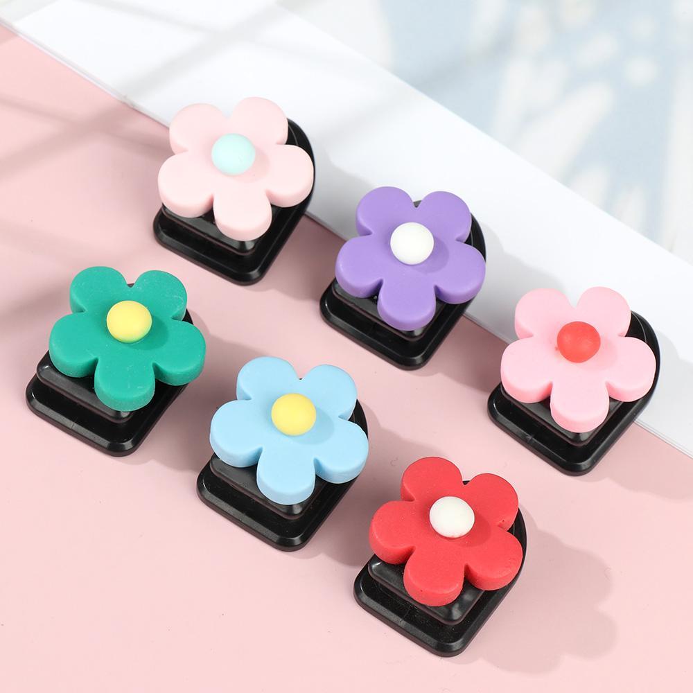 Phụ Kiện Trang Trí Lỗ Thông Gió Xe Hơi Hình Hoa Cúc