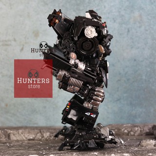 Mô hình Ironhide LS-09 Weaponeer Black Mamba Transformers MPM06 Oversize