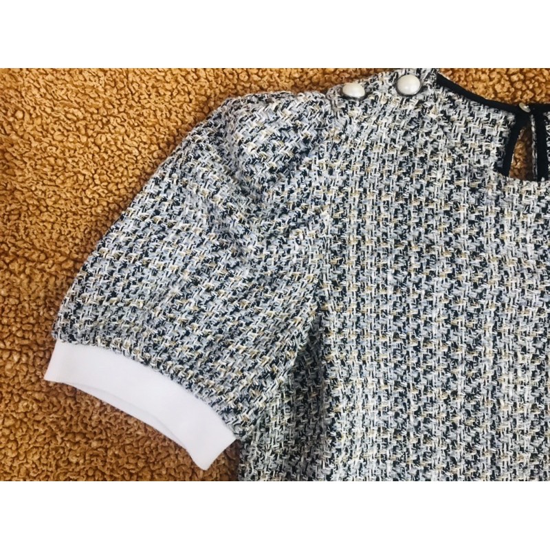 **ZARA** pass áo tweed crop sz xs used like new