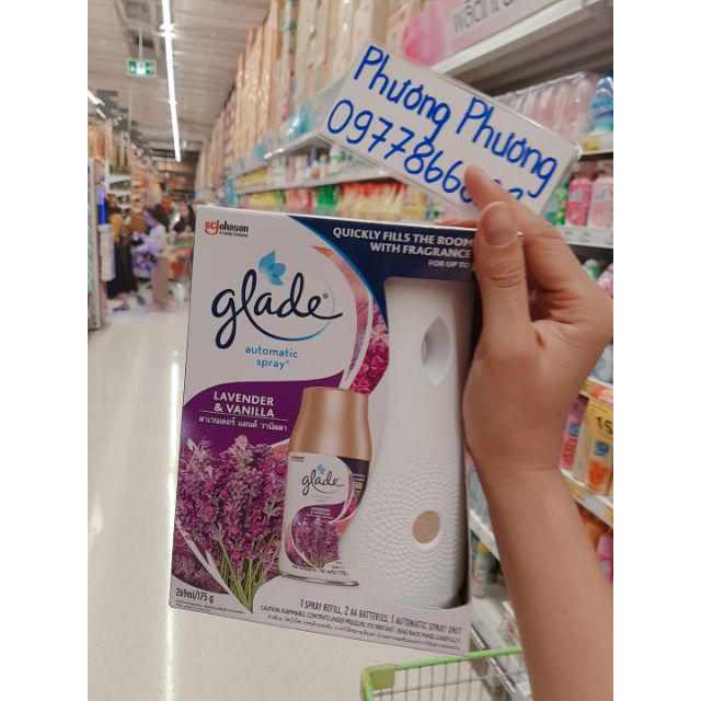 Máy xịt thơm phòng tự động GLADE.