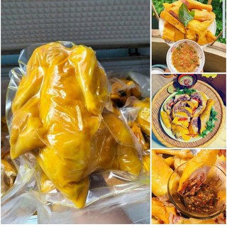 Gà ủ muối nguyên con