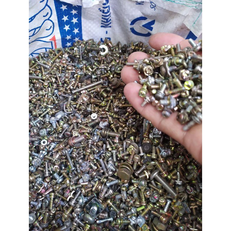 Ốc M2,M3,M4,M5 Lựa bãi Nhật chuyên Ráp máy 315k/kg