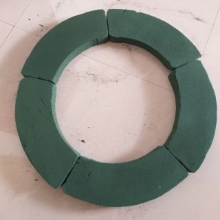 10 cục Xốp cắm vòng hoa tươi. Giữ hoa tươi lâu.