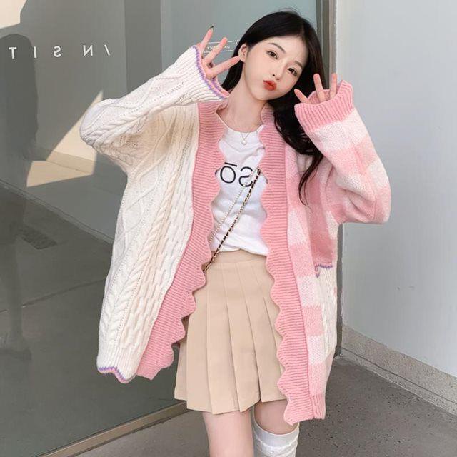 Hàng Sẵn_ Áo khoác len phối màu xanh sữa viền cánh hoa anh đào Hadu shop