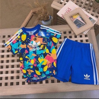 Bộ thể thao Adidas cho bé