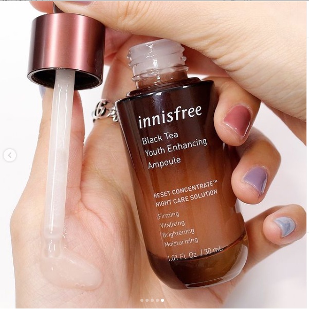 Tinh chất dưỡng da Innisfreee Black Tea Youth Enhancing Ampoule 30ml