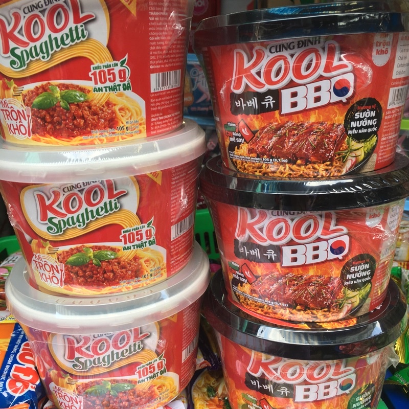 5 Tô mì trộn Cung Đình Kool có 2 loại