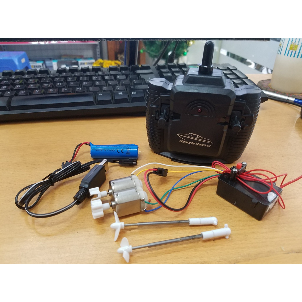 Xuongpinoto Combo đầy đủ chế tạo tàu điều khiển từ xa mini sóng 2.4ghz,hàng mới 100%