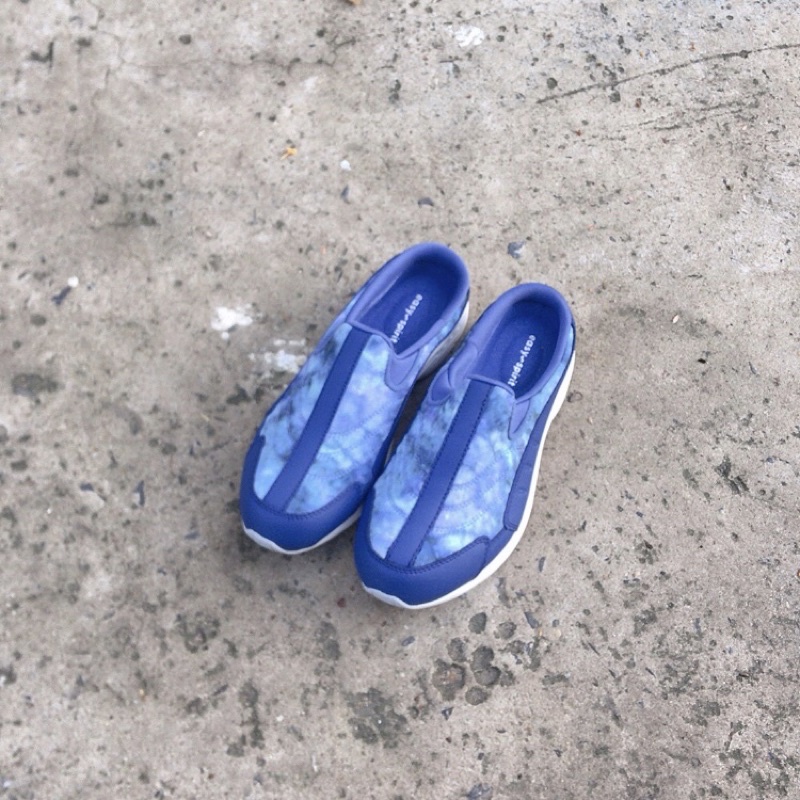 Sục Easy Spirit xuất xịn