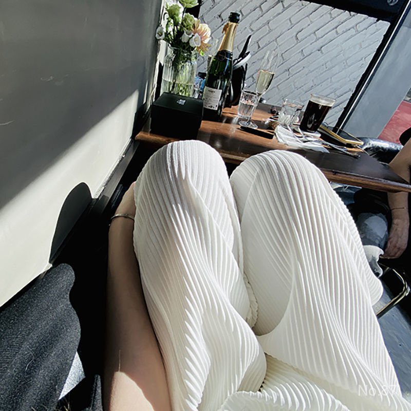 Quần ống rộng xếp ly lưng cao chất liệu lụa mát thời trang