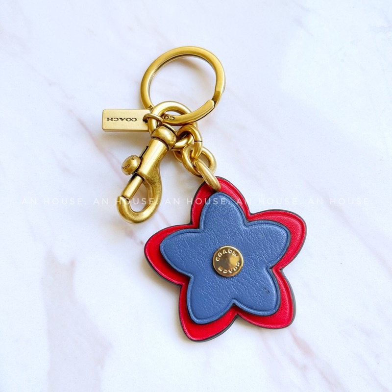 Móc khoá charm Coach hoa 2 tầng