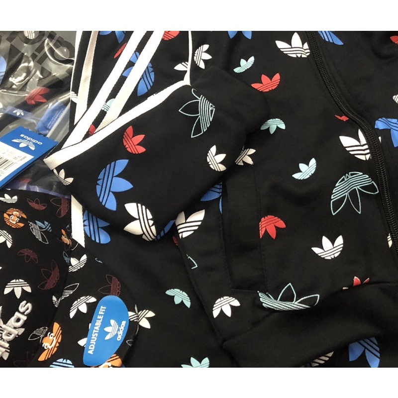 Bộ thể thao hoạ tiết adi.das cho bé trai màu đen size 12-35 cân