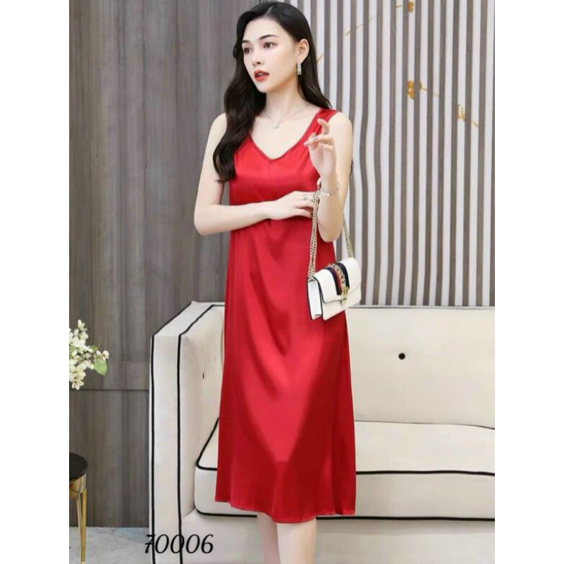 Đầm ngủ Lụa Satin 2 dây dáng dài siêu sexy gợi cảm | BigBuy360 - bigbuy360.vn