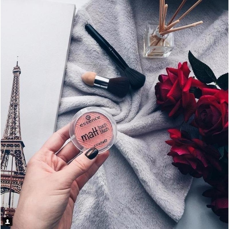 MÁ HỒNG ESSENCE MATT TOUCH BLUSH