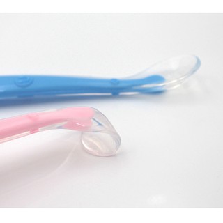 Thìa ăn dặm silicon siêu mềm cho bé