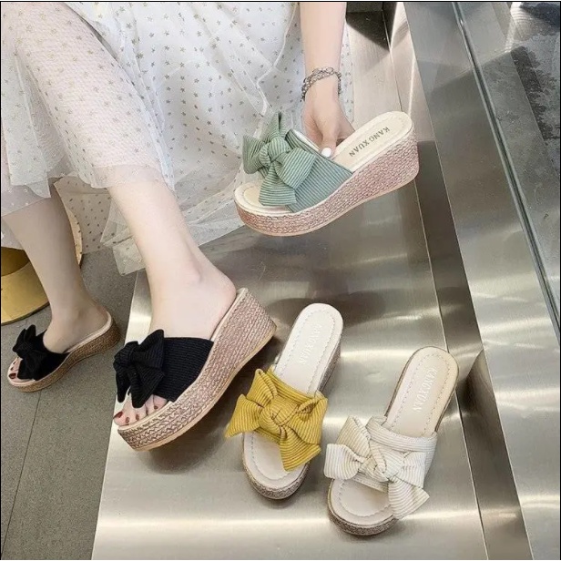 Dép Sandal Cao Gót Đế Xuồng Phong Cách Thời Trang Mới 2022 Dành Cho Nữ