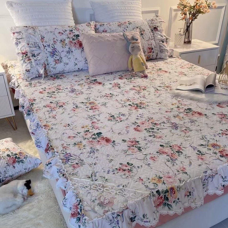 Set ga gối chần bông bo chun hoạ tiết hoa nhí hàn quốc dáng ngắn Baby Dreams