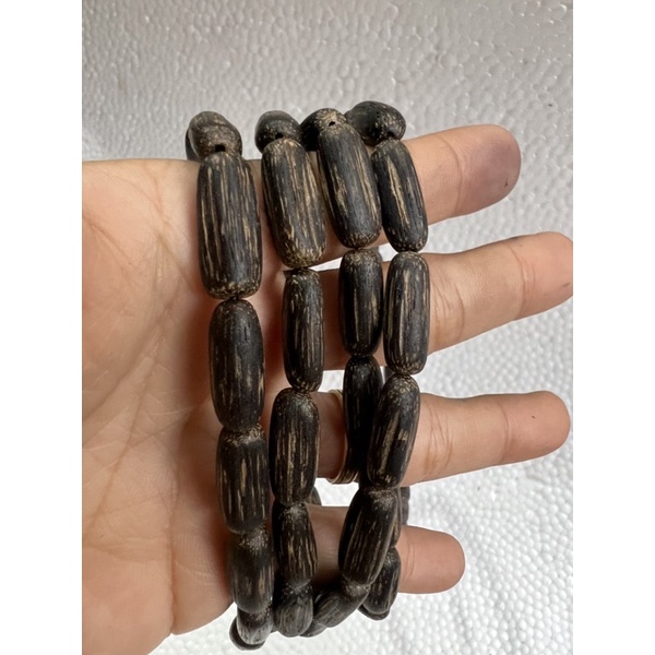 Mặt trầm Huong đeo cổ, móc khoá hút tài Lộc