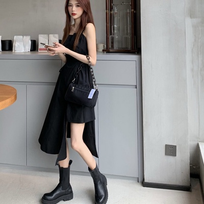 Váy hai dây đen cá tính ulzzang ( có sẵn) | BigBuy360 - bigbuy360.vn