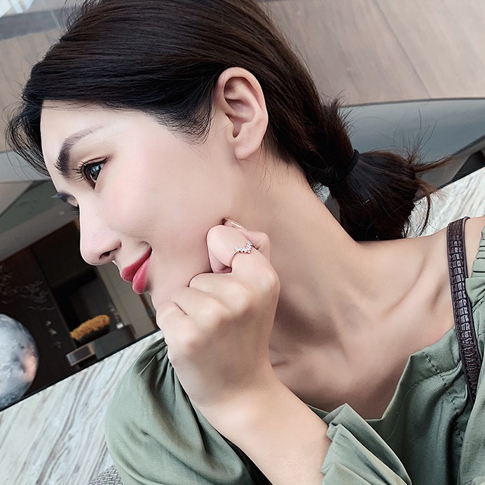Nhẫn Đeo Tay Kim Loại Hình Trái Tim Thanh Lịch Cho Nữ