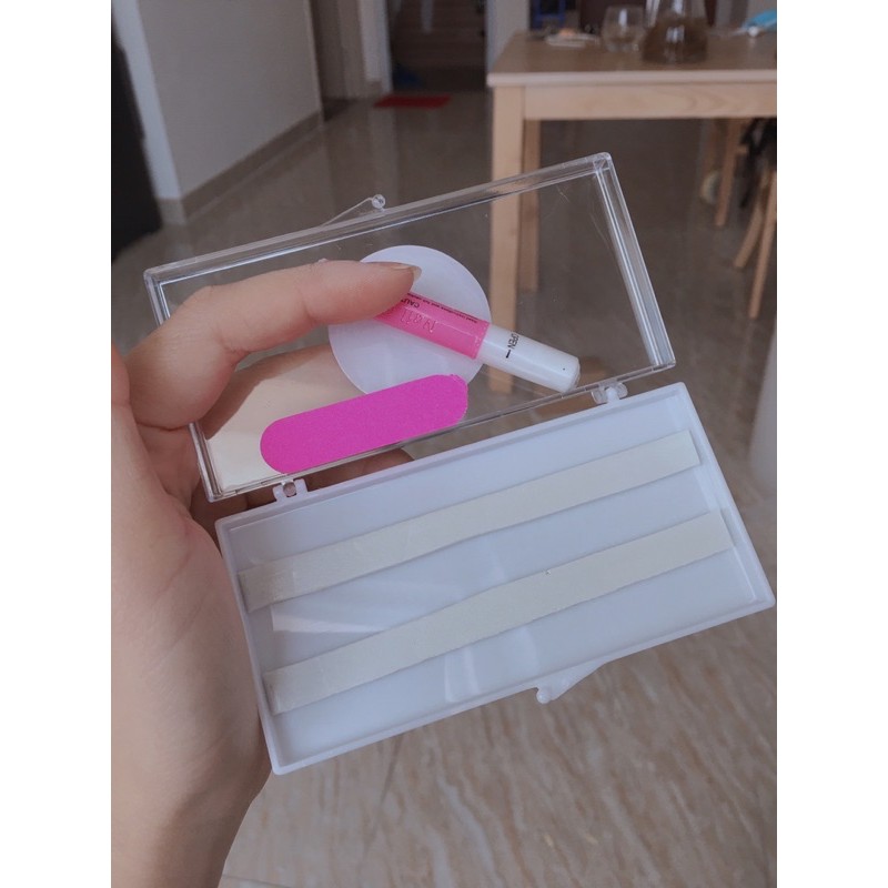 hộp đựng nail box kèm keo dũa