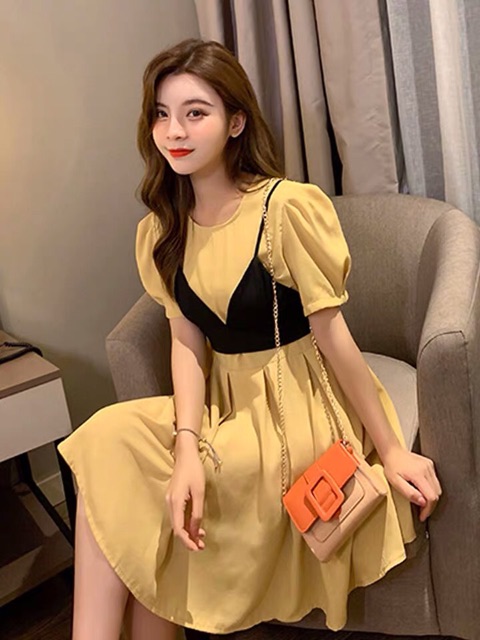 Váy xoè kèm yếm xinh xắn phong cách sang chảnh dự tiệc, dạo phố Hàng Quảng Châu