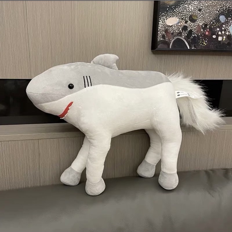Cá Mập 4 chân