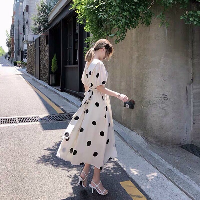 [ Mã FAMAYWA2 giảm 10K đơn 50K] Đầm dài chấm bi mặc đc 2 kiểu như hình phối dây đai lưng | BigBuy360 - bigbuy360.vn