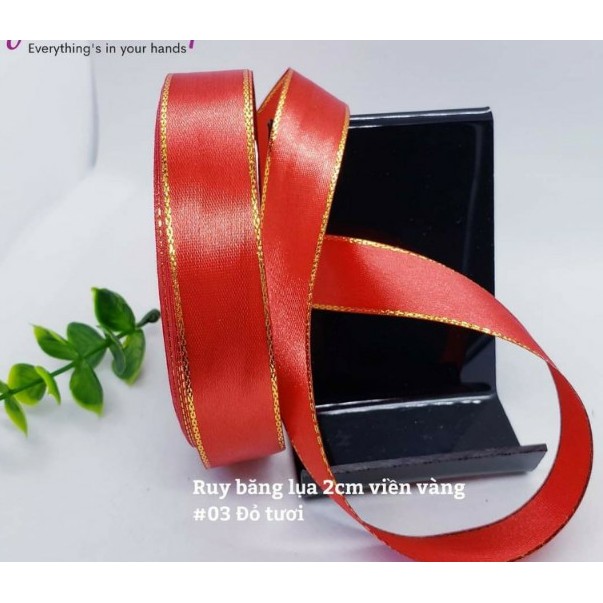 Ruy băng lụa viền nhũ vàng 2cm