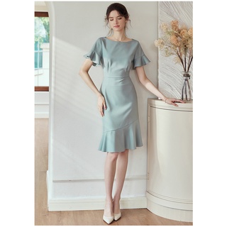 Đầm đuôi cá tối giản màu trơn cổ tròn tay ngắn