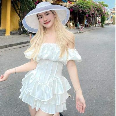 Áo trễ vai xoè bo eo tôn dáng tiểu thư xinh