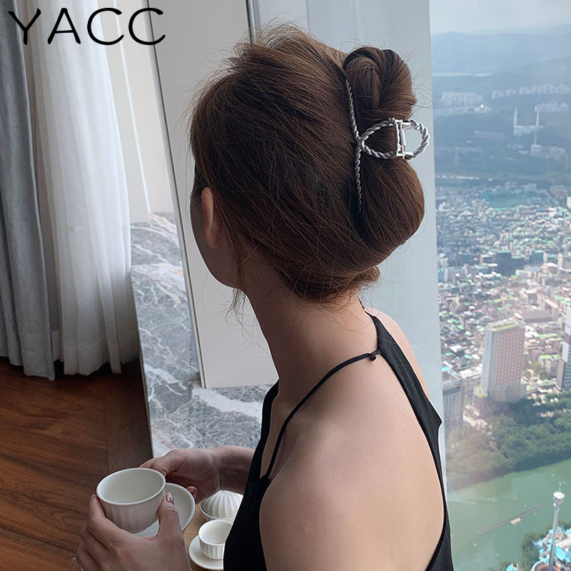 Kẹp tóc hình cá mập thời trang thanh lịch cho nữ