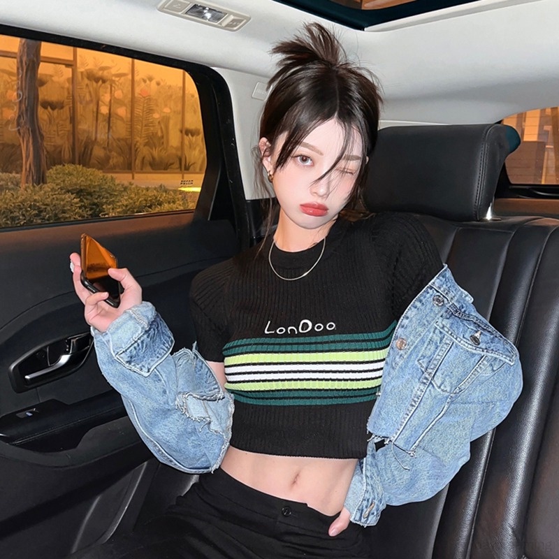 Áo Croptop Dệt Kim Tay Ngắn Họa Tiết Kẻ Sọc Màu Sắc Tương Phản Xinh Xắn Cho Nữ