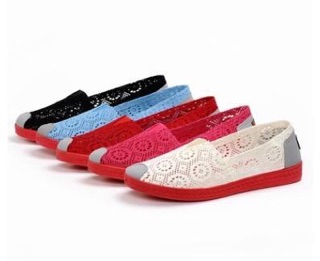 Giày Slip on Ren