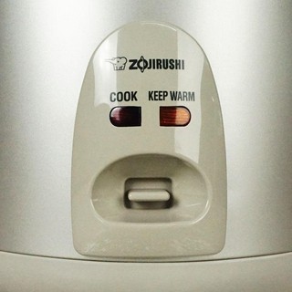 Nồi cơm điện Zojirushi NS-RNQ18 1.8L