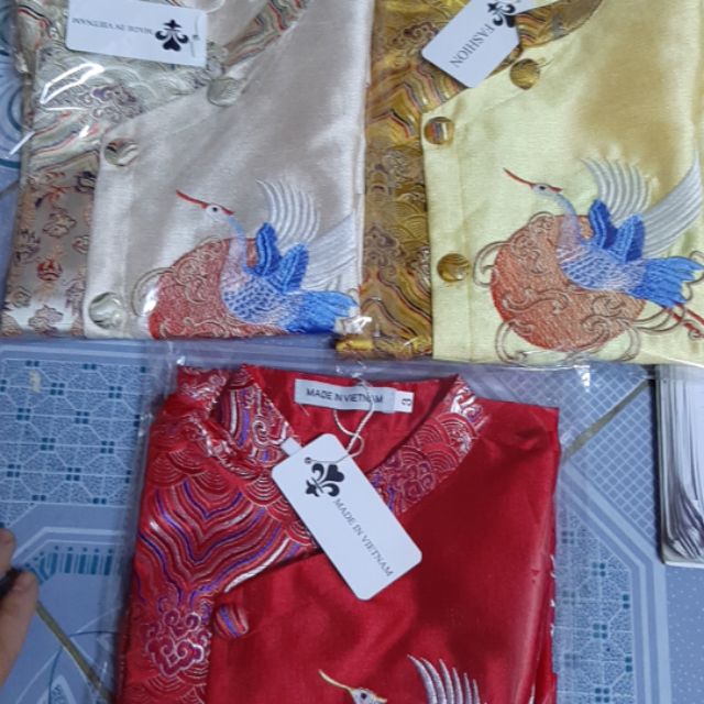 Áo dài gấm hạc