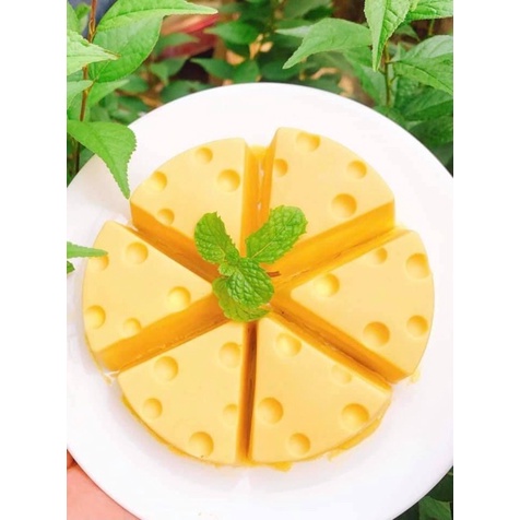 Khuôn silicone hình phô mai làm pudding, đậu hũ non cho bé