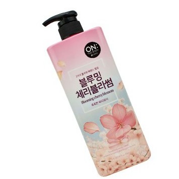 SỮA TẮM ON THE BODY - Cherry Blossom Wash 875ml ( Hoa Anh Đào )