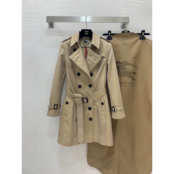 Áo khoác mang to dáng dài vừa thương hiệu Burberry BBR cao cấp