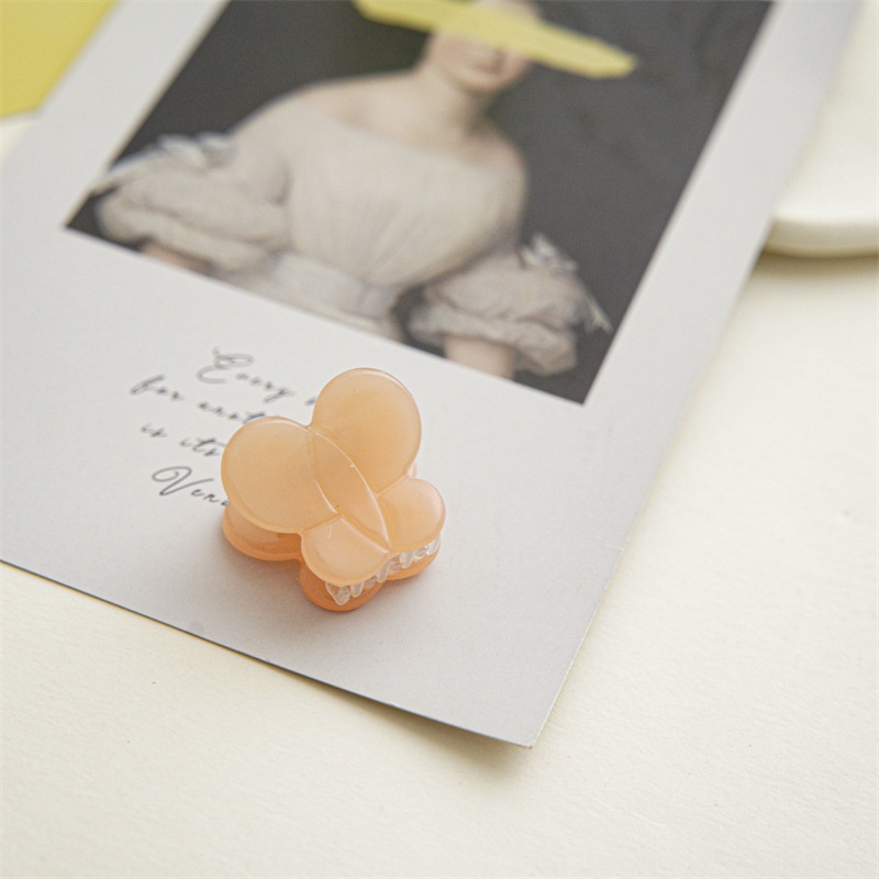 Kẹp Tóc Hình Cá Mập Dễ Thương Cho Nữ