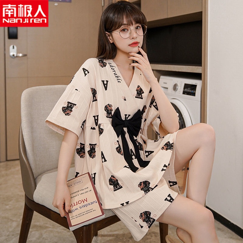 Bộ Đồ Ngủ Dáng Rộng Cổ Chữ V Thiết Kế Mới Thời Trang Dành Cho Mùa Hè