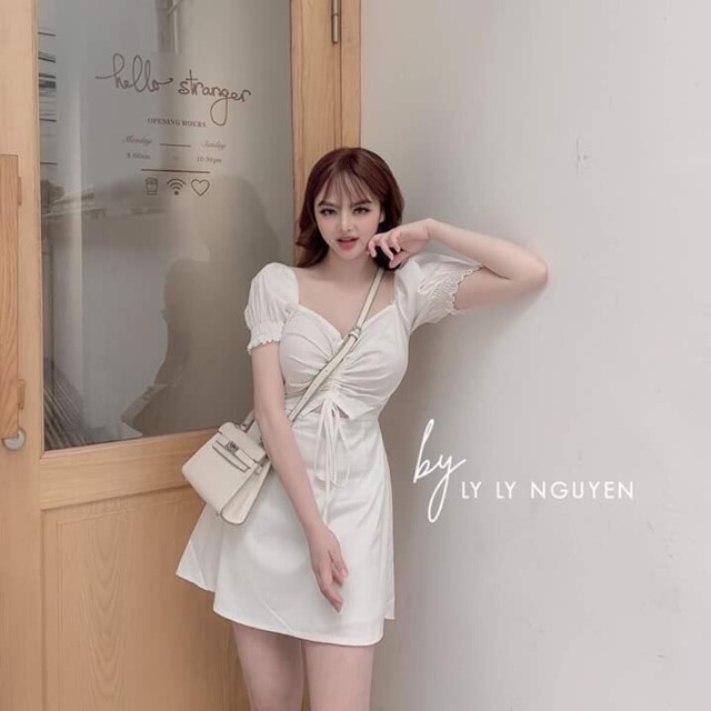 Đầm ngắn rút dây ngực tay ngắn bồng