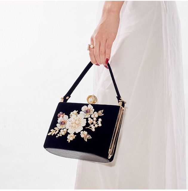 Clutch ví nữ đi tiệc đính hoa sang trọng