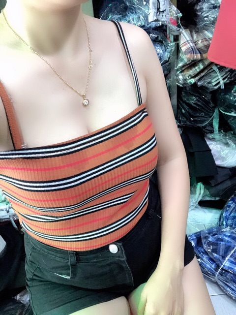 Áo thun hai dây kẻ