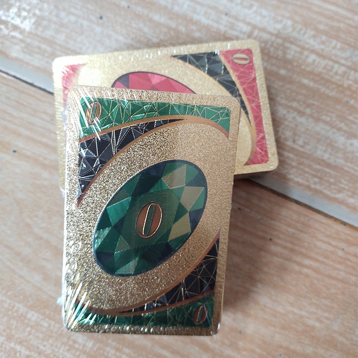 Bài Uno nylon ánh vàng không thấm nước kèm hộp sắt