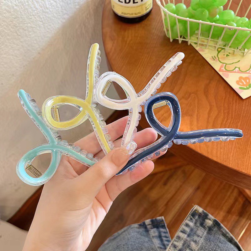 Kẹp Tóc Dạng Xoắn Phối Viền Màu Mẫu Mới Phong Cách Hàn Siêu Hot